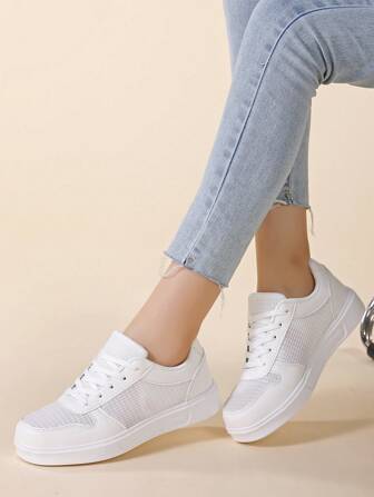 Women's Casual Shoes, Outdoor Spring/Autumn Hollow Breathable Comfortable Casual Shoes, Soft Sole Lightweight Simple Lace-Up Sport Flat Shoes