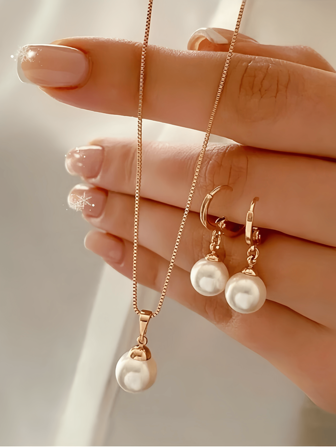 3pcs Stainless Steel Jewelry Set Includes Necklace,Earrings, Ring, Vintage Elegant Faux Pearl Necklace DecorWith Rhinestone Rose Petals, Suitable For Women'sDaily/Party Wear, Mother's Day And Valentine's Day GiftValentines