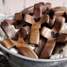 口袋十字架，手指减压礼物，心灵鼓励礼物，木质十字架贴心，口袋十字架礼物，拇指舒压石，安慰十字架拥抱，鼓励礼物，可握持、依恋和祈祷，胡桃木/橄榄木口袋十字架，5*2.5厘米，宗教，教堂，成人祝福礼物