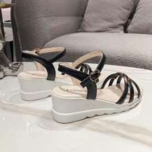 Teens' Platform Peep Toe Strap Sandals, Breathable Metal Decor Lightweight Big Kids Casual Daily Wear Girls Sandals