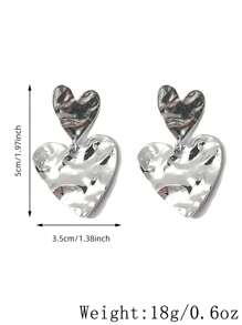 1 Pair Women Heart Pattern Metallic Textured Effect Drop Earrings, Fashionable And Versatile Gift For Daily Wear