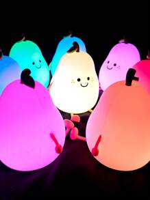 Luz lámpara de silicona con diseño de fruta de pera de dibujos animados, con 7 colores de luz diferentes para cambiar libremente, se puede usar como decoración de dormitorio, regalo lindo, regalo de fiesta, etc.