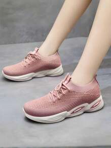 1 Pair Women's Casual Sporty Sneakers, Mesh Fabric, Thick Sole, Comfortable And Versatile