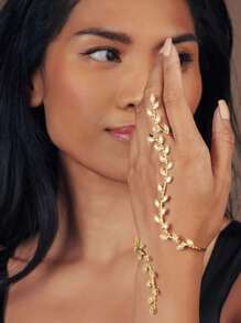 1pc Women's Minimalist Style Rhinestone Finger Chain Bracelet, Fashionable & Versatile - Gold - View 13