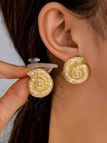 1 Pair Fashionable & Elegant Delicate Shell Shaped Stud Earrings - Pearl Conch - View 1