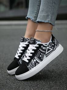 Women's Fashion Graffiti Patchwork Random Print Walking Shoes, Minimalist Everyday Comfortable Outdoor Casual Sneakers - Black and White - View 6