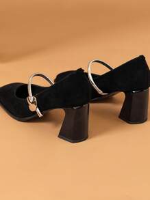 2025 New Spring Retro Chunky Heel Mary Jane Shoes Strap Buckle Closure Square Toe Pumps For Women