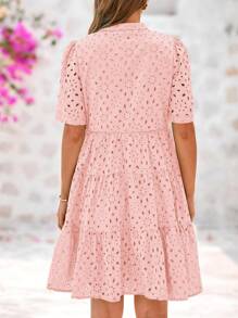 Women Summer Embroidery Eyelet  Short Dress V Neck Short Sleeve Hollow Out Lace Ruffle Tiered Flowy Mini Dress Solid White Casual Boho Bohemian Resort Beach Holiday Vacation Valentine Babydoll Mini Short Dress - 粉色 - 查看 2