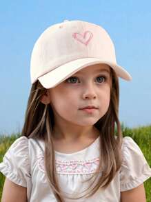 1顶心形图案可调节水洗棒球帽，适合春秋季户外防晒，男女皆宜。