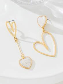1 对可爱时尚不对称金属心形吊坠耳环，生日、周年纪念、约会礼物 - 白色 - 查看 4