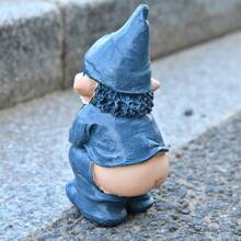 1 pièce Figurine décorative d'un nain mignon aux fesses nues, l'air timide et se couvrant la bouche tout en souriant. Convient pour la décoration de la chambre, de la voiture, des toilettes, les décorations d'anniversaire intéressantes, la décoration de la chambre et de la salle de bain, du salon, de la cour, du bureau, de l'étagère, du cabinet d'affichage. Meilleurs cadeaux pour les amis et décorations extérieures.