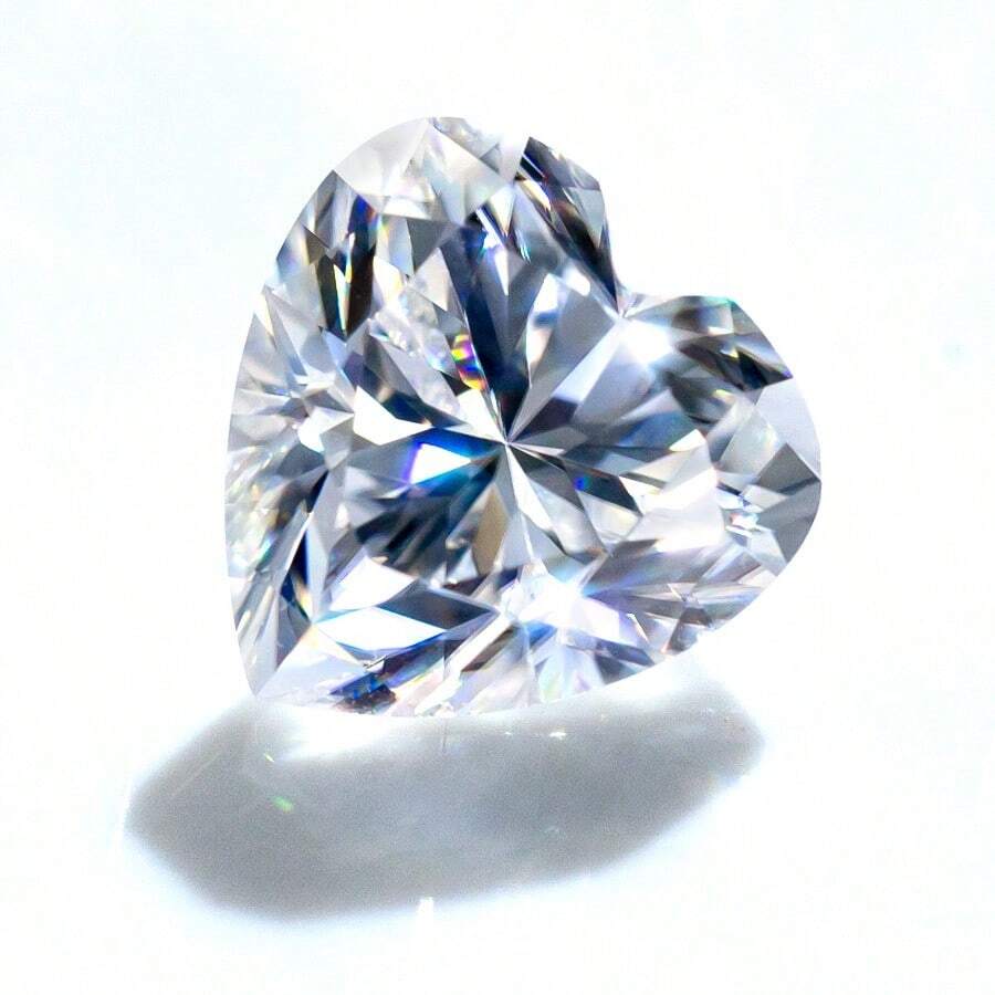 [1CT] 2pcs Oval, Pear, Asscher, Heart, Princess, Cushion, Trillion Square Moissanite, VVS1 Clarity, D Color, Wholesale For Jewelry Setting - Heart - View 1