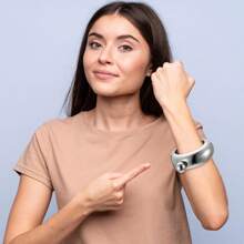 1pc Bracelet Wine Bottle Hidden Portable Wine Bottle, 3.5 Oz/100ml Stainless Steel Bangle Bottle For Wedding, Bridesmaid, Birthday, Bridal Shower, St, Patrick Party Gift, Ladies Wrist Jewelry Camping Bar Equipment