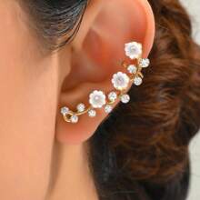 1 件甜美优雅耳环，金属亮片和珍珠树脂花朋克风格耳环，适合度假、派对、办公室佩戴 - 白色 - 查看 4