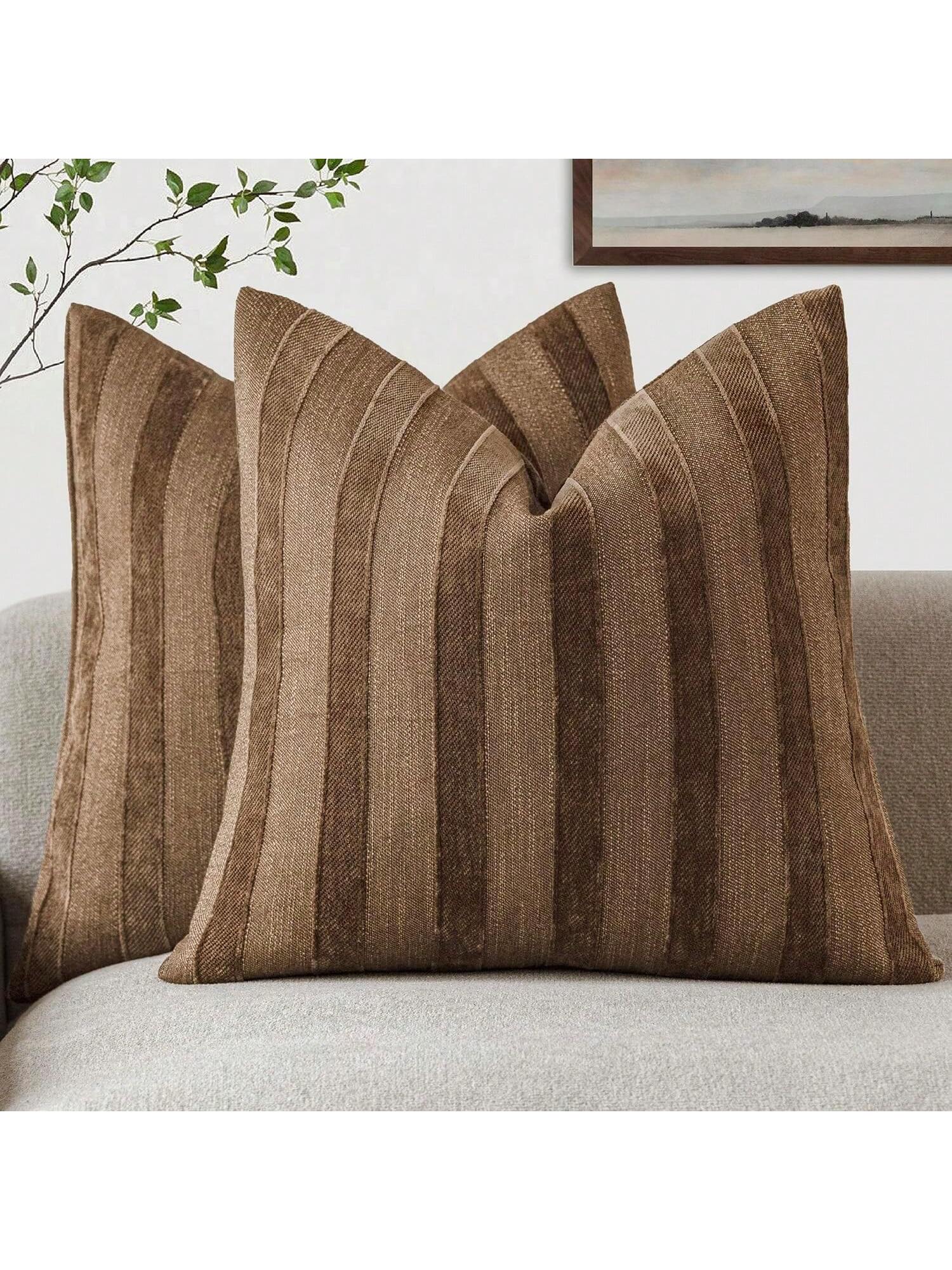1 pièce Taie d'oreiller décorative rayée 3D marron (sans l'insert de coussin), moderne et mode, en chenille douce et texturée vintage. Housse de coussin d'accent convenant pour le canapé, la chambre à coucher et la décoration, pour toutes les saisons