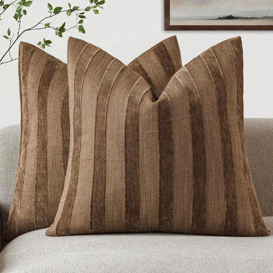 1 vỏ gối trang trí 3D kẻ sọc nâu (không bao gồm ruột gối), chất liệu pha trộn giữa vải chenille mềm mại và vải lanh giả, kiểu dáng hiện đại, thoải mái, phù hợp cho ghế sofa, phòng ngủ, trang trí nhà cửa, sử dụng được quanh năm.
