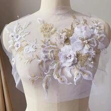 3D Flowers Beaded Lace Fabrics Applique Embroidery Sewing On Patches For Wedding Evening Dress Clothing Patches Scrapbooking