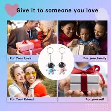 20pcs 男女派对聚会礼物纪念品，硅胶材质，可爱卡通创意宇航员钥匙扣，适合朋友礼物，派对礼物，手机车钥匙装饰，包包挂件，生日宴会婚礼纪念品，情侣礼物 - 彩色 - 查看 9