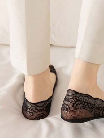 5 双女士夏季蕾丝波浪花隐形船袜，吸汗吸湿排汗，隐形防滑，适合夏季日常穿着或送礼。