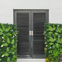 1片人造草坪墙板，黄杨木背景板，绿色植物背景，黄杨木围栏墙板，抗紫外线，隐私草坪墙装饰，适用于派对、婚礼、花园、室内外场所 - 彩色 - 查看 6