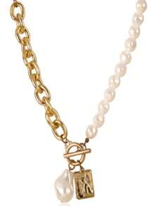 Elegant Alien Pearl Retro Baroque Alloy Portrait Square Brand Necklace For Women