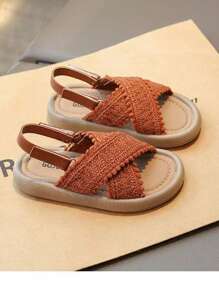 1 par de sandalias casuales de punto con suela blanda y tiras cruzadas, nuevos zapatos de playa de princesa de verano para niños, con correa desmontable de gancho y bucle.
