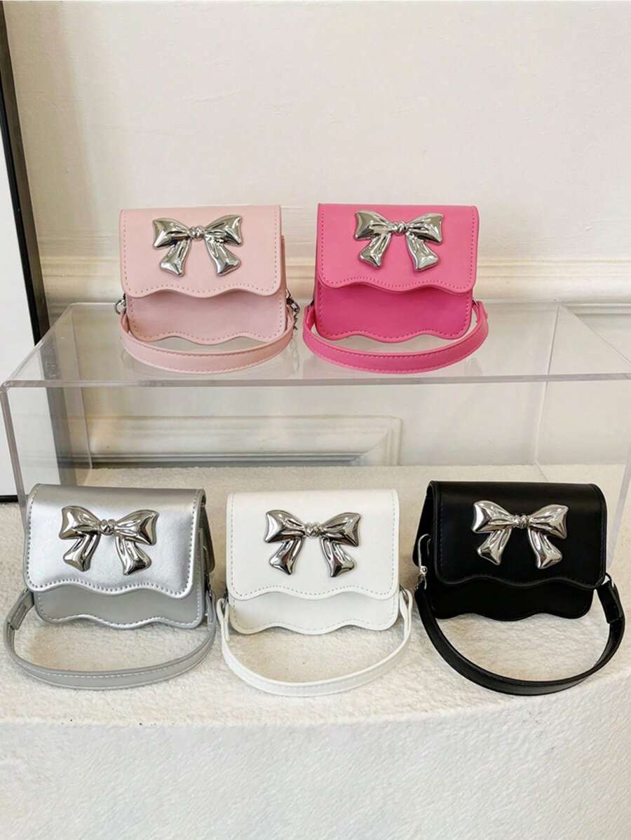 1 szt. Nowa łańcuszkowa modna jednokolorowa dziewczęca torebka na ramię stylowa świeża i prosta kokardka torebka wróżka mała torebka słodki słodki motyl mini dziewczęca torebka młodzieżowa dziewczęca torebka crossbody torebka na szminkę modna mała kwadratowa torebka bardzo odpowiednia na zakupy i randki