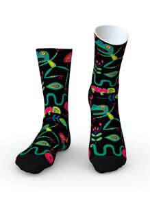 1 Pair Of Women's Crew Socks,Long Socks,White Socks,Black Socks,Women Socks,Cute Socks,Girls Socks,Short Socks, That Absorb Moisture And Sweat, Are Soft,Breathable, Moisture Wicking, Sweet, And Cute. They Can Be Worn For Home, Office, Leisure, And All Seasons. Colors Are Random