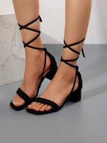 Sandalias de tacón alto para mujer con tiras gruesas y punta redonda con cordones cruzados de estilo europeo y americano, muy elegantes, adecuadas para fiestas. - Negro - Ver 1