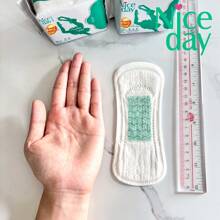 Niceday 80 片装 4 袋高品质超薄卫生巾无氯绿波芯片护垫 - 4包80片 - 查看 3