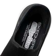 Skechers 女鞋運動鞋 輕便透氣低幫一腳穿休閒鞋 150099-BKPK - 黑色 - 查看 6