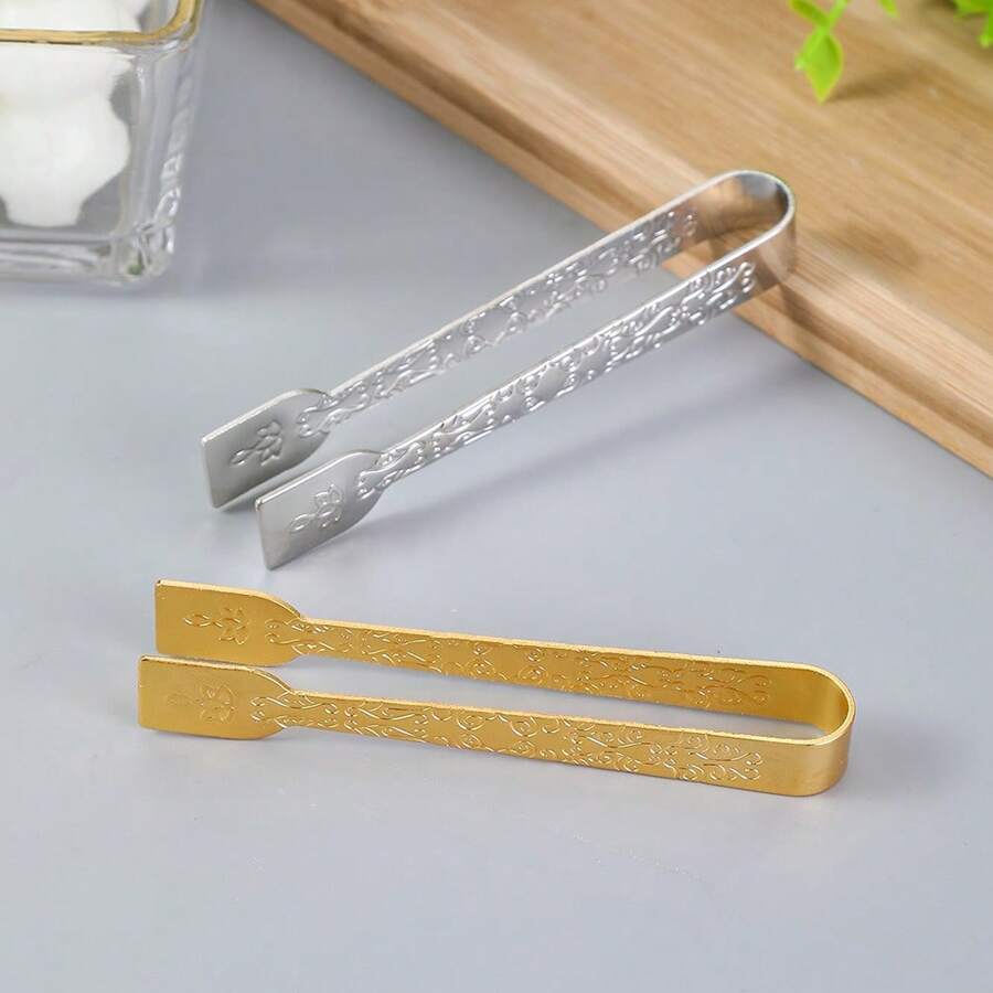 阿拉伯风格的香炉夹和香料夹、茶夹、糖夹和冰块夹。客厅配件