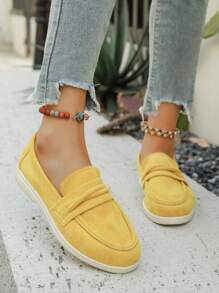 Women's Round Toe Suede Slip-On Fashion Loafer Flats, Oversized EU 2025, Spring/Summer New Arrival, Stylish Casual All-Match Daily Commute Slouchy Vintage Flat Soft Bottom Non-Slip Moccasin Shoes - Yellow - View 4