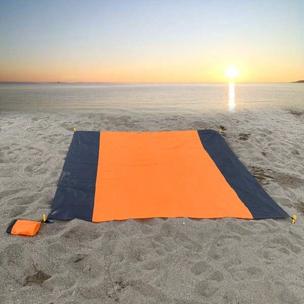 1pc Cobertor de praia à prova d'água e à prova de areia, tapete de praia dobrável com 4 estacas de canto, para acampamento ao ar livre, viagens, férias, caminhadas