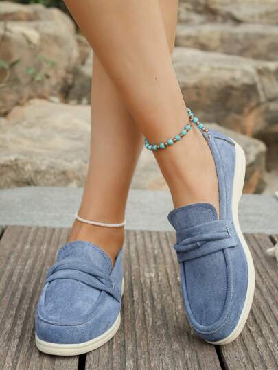 Women's Round Toe Suede Slip-On Fashion Loafers, Oversized 2025 Spring Summer New Casual Versatile Outdoor Daily Commute Loafers, New Vintage Flat Comfort Moccasins, Soft Anti-Slip Mom Shoes