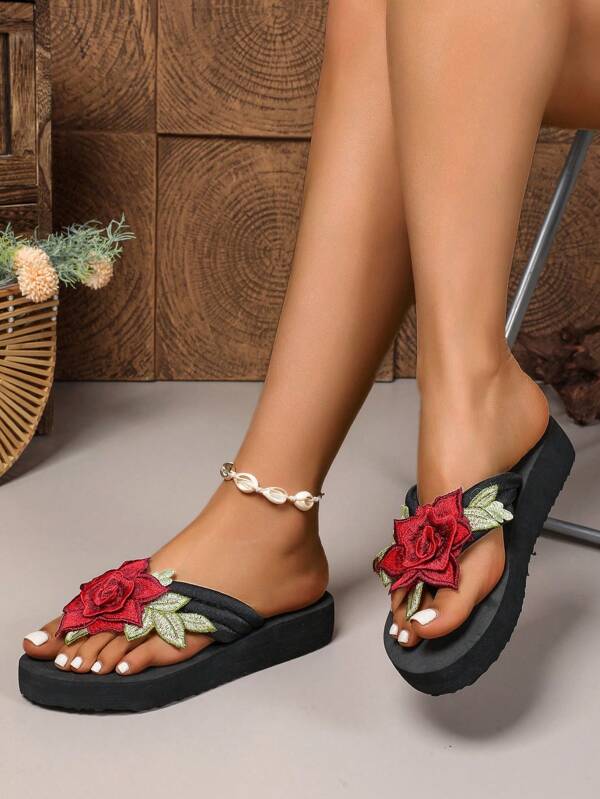 Fashionable, Comfortable, Lightweight Women Flip Flops, Suitable For Beach And Casual Wear, Printed Indoor Slippers