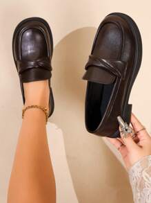 Women's Slip-On Loafers, Brown Flat Shoes With French Thick Sole, English Style Work Shoes, Folding Leather Upper With Bow Decoration - Brown - View 6