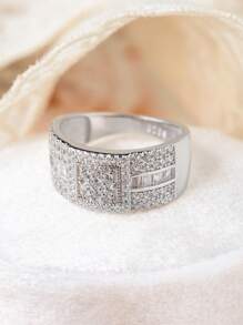 奢华 S925 纯银矩形水钻戒指，适合商务活动、日常佩戴、送给爱人的周年纪念礼物，随机珠宝盒包装
