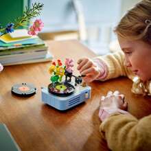 LEGO Creator 3合1帶花的唱片機、3個建築選項、唱片機、收音機或麥克風31172