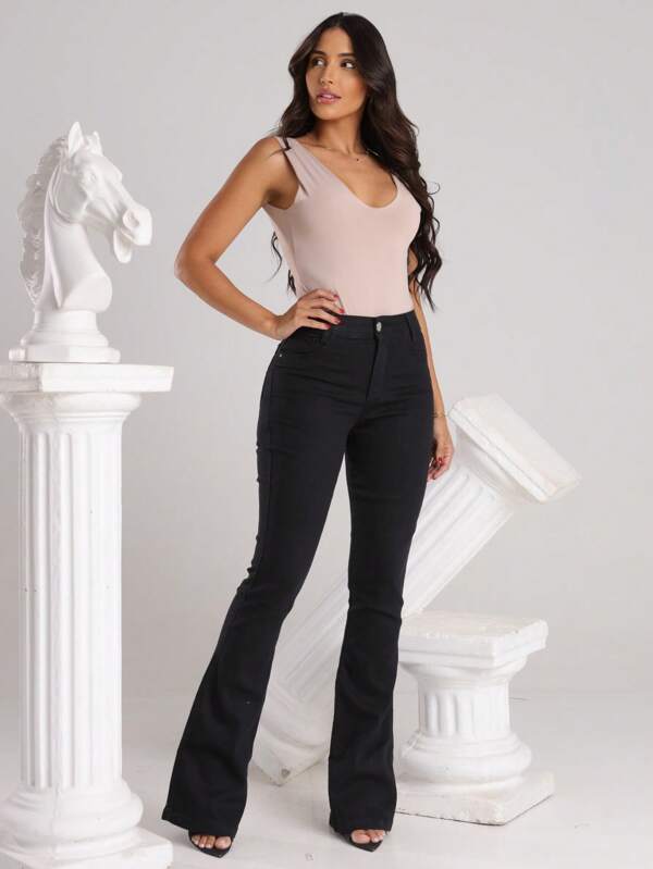 Calça Jeans Feminina Modelo Cintura Alta Flare com Elastano Levanta Bumbum