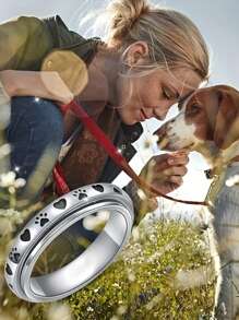 1pc Simple & Fashionable Titanium Steel Rotating Pet Paw Print Ring, Stainless Steel Material, Suitable For Daily Wear And Pet Lover Gifts, Unisex Anti-Anxiety Spinning Ring
