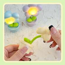 1/2pcs 可爱迷你花朵小夜灯，创意氛围床头灯和桌面装饰花朵小夜灯迷你台灯创意护眼暖光学生宿舍可爱氛围床头灯，创意桌面装饰，儿童小礼物，家居装饰，节日礼物，卡通挂饰