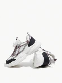 1 Pair Boys' Comfortable Fashion Casual Lightweight Outdoor Running Sports Shoes, Suitable For Spring & Summer