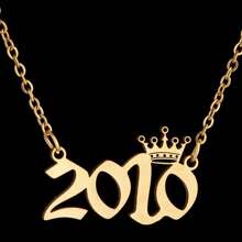 1pc Stainless Steel Year Engraved Necklace, Commemorative Unique Date, Birthday Crown Pendant Necklace, Birthday Gift, Elegant Minimalist Numeric Choker Collar Pendant Necklace