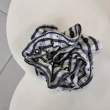 1pc Women's Black & White Plaid, Polka Dot, Ditsy Floral Hair Scrunchies, Vintage-Style Unique Design, Fashionable Vibe, Suitable For Daily Use Hair Accessory