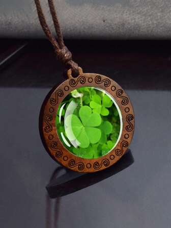 1st fyrklöverhängen Shamrock Green Lucky Grass Trähänge Repkedjor Halsband för män och kvinnor