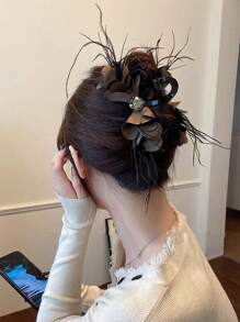 1 件羽毛花瓣装饰大发爪夹，时尚个性化女士发夹，适合宴会和派对 - 彩色 - 查看 10