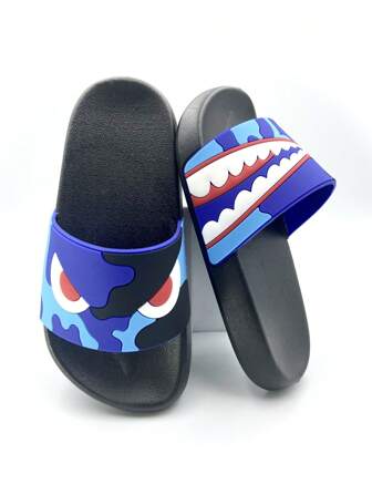 1 双儿童卡通 PVC 防滑平底拖鞋，适合室内外穿着、家居、浴室、夏季