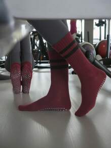 1 Pair Women's High Elastic Non-Slip Fitness Sports Dotted Yoga Pilates Mid-Calf Socks