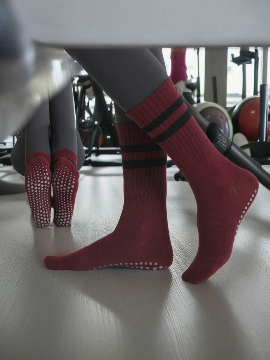 1 Pair Women's High Elastic Non-Slip Fitness Sports Dotted Yoga Pilates Mid-Calf Socks